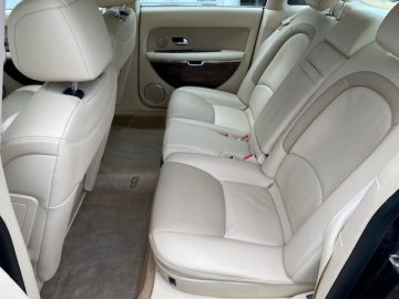 シトロエンC6　エクスクルーシブ　ラウンジパッケージ