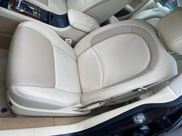 シトロエンC6　エクスクルーシブ　ラウンジパッケージ